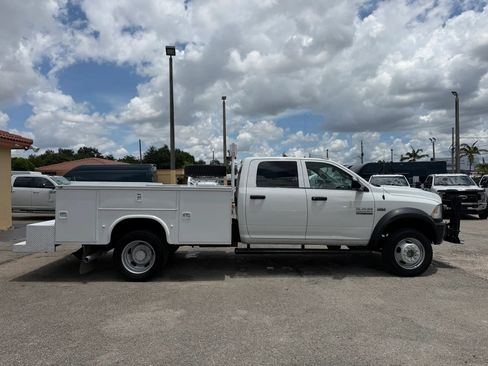 Used 2017 RAM 5500 4x4 Crew Cab Tradesman w/ Payload Upgrade Package image 10