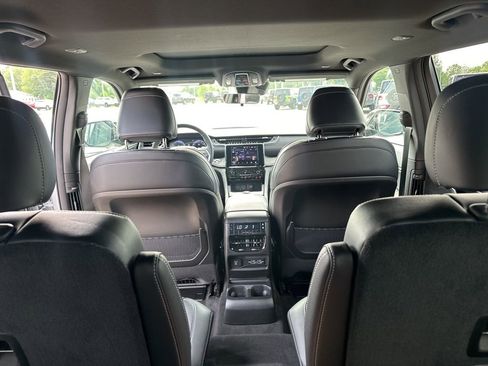 New 2025 Jeep Grand Cherokee L Altitude image 26