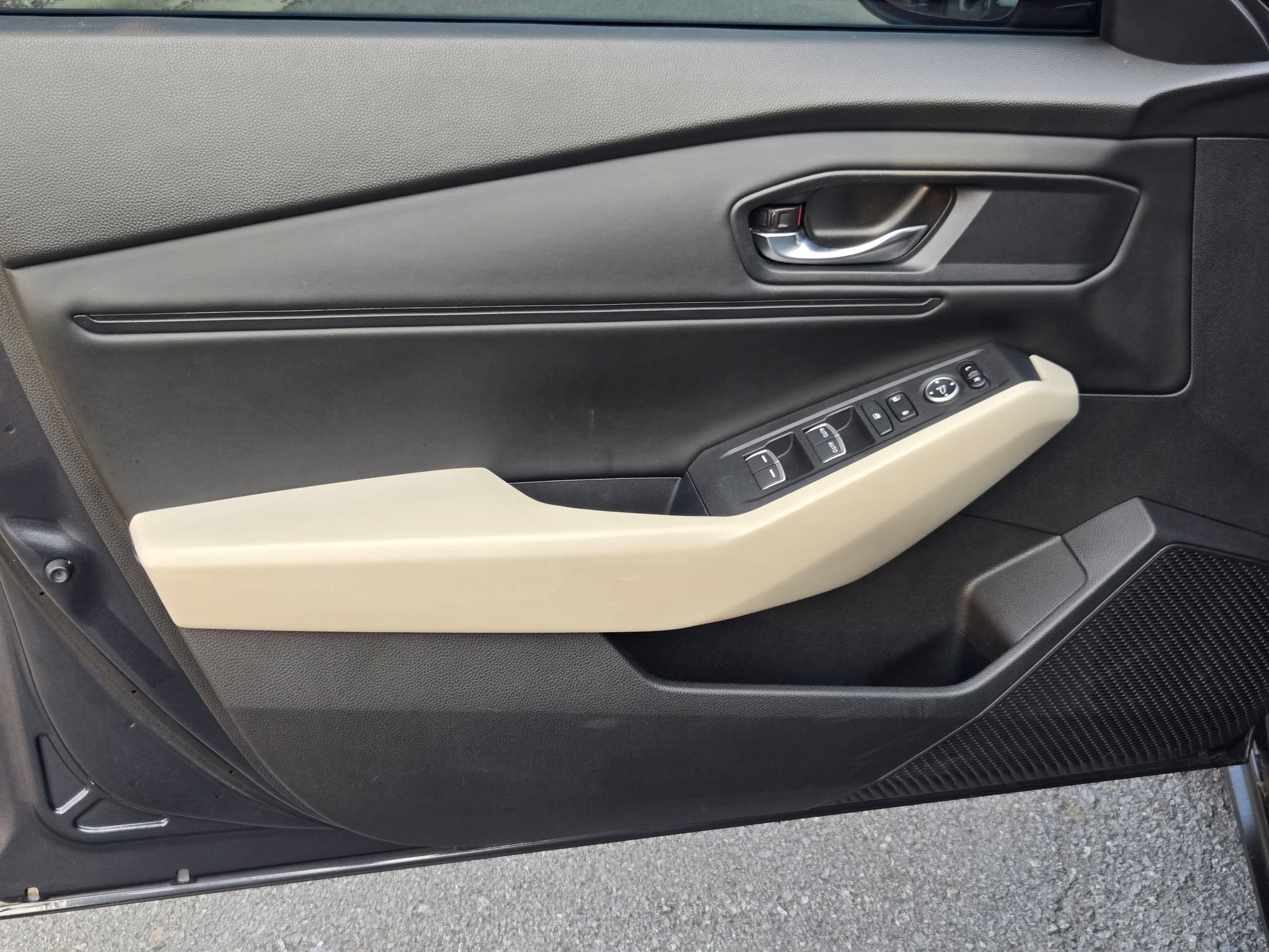 Used 2023 Honda Accord EX image 20