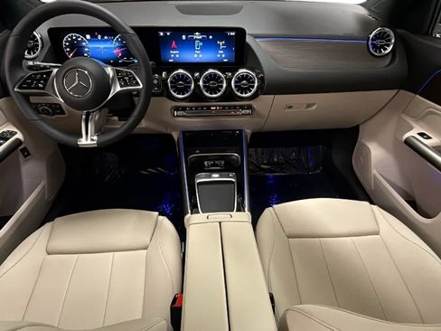 New 2026 Mercedes-Benz GLA 250 4MATIC image 4
