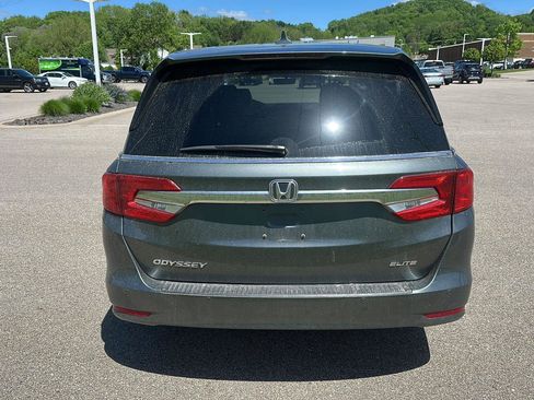 Used 2018 Honda Odyssey Elite image 4