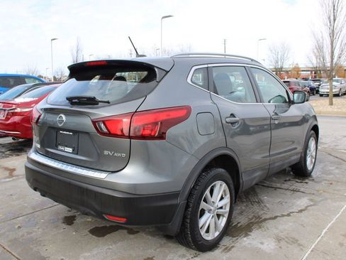 Used 2018 Nissan Rogue Sport SV image 7