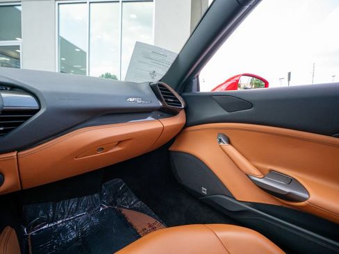 Used 2018 Ferrari 488 Spider RWD image 46