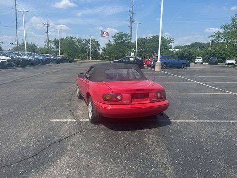 Used 1997 MAZDA MX-5 Miata STO Edition RWD image 3