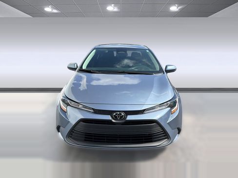 Certified 2024 Toyota Corolla LE FWD image 5
