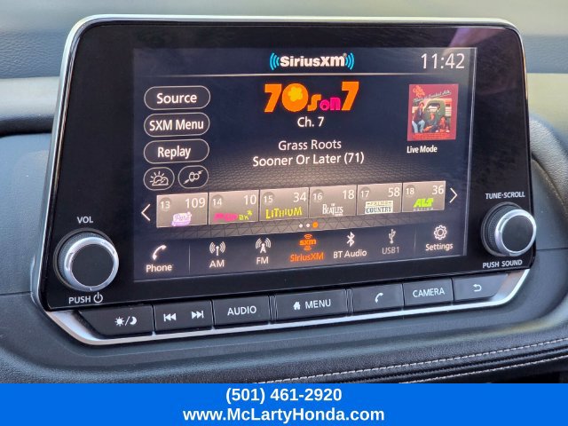 Used 2025 Nissan Rogue SV FWD image 24