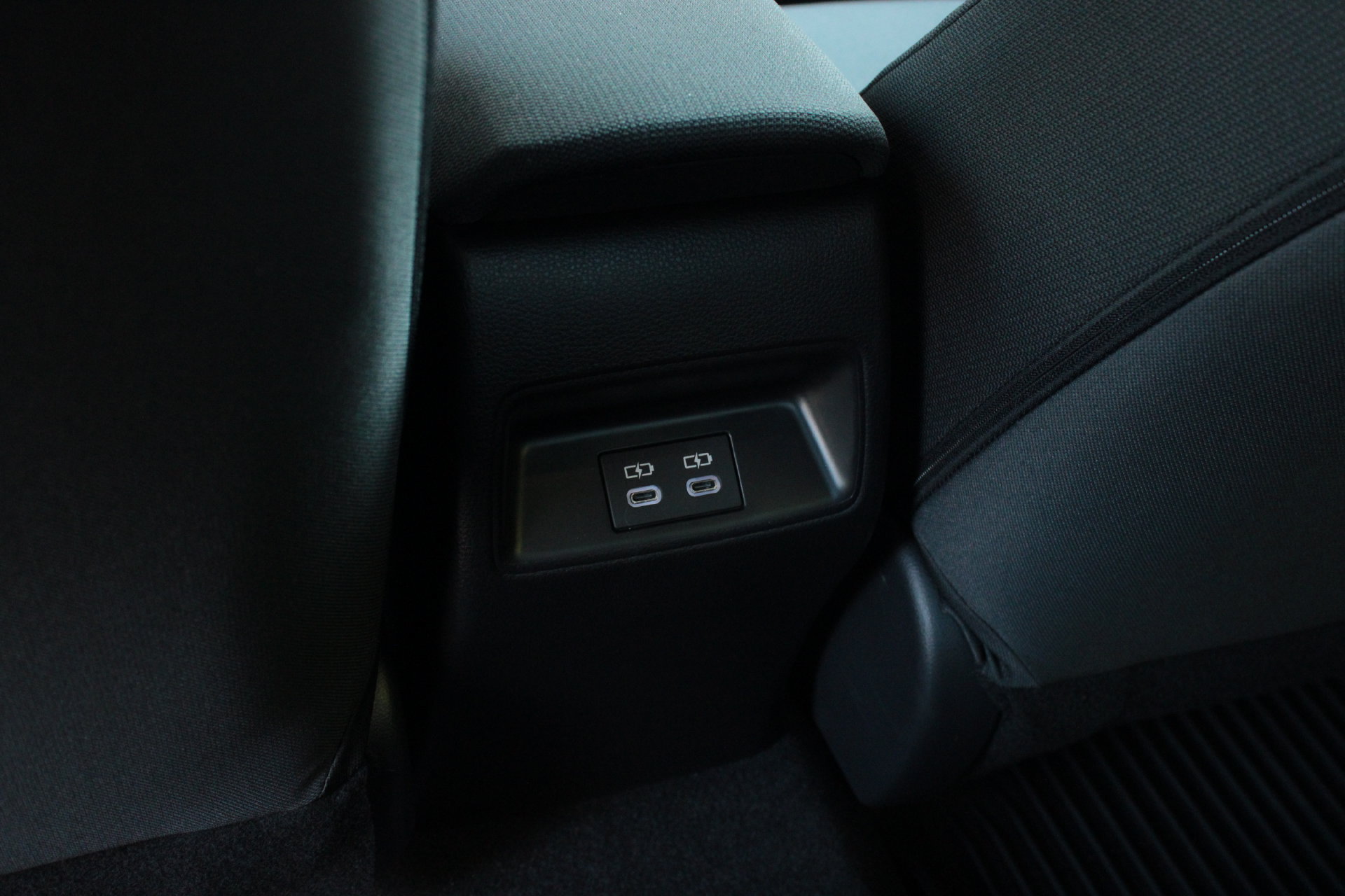 New 2027 Toyota Corolla SE FWD image 21
