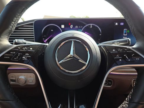 Used 2026 Mercedes-Benz GLE 450 4MATIC image 36