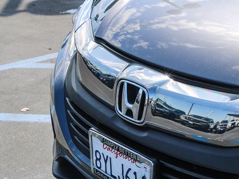 Used 2022 Honda HR-V LX image 6