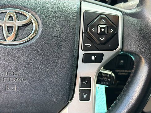 Used 2018 Toyota Tundra Limited AWD/4WD image 22
