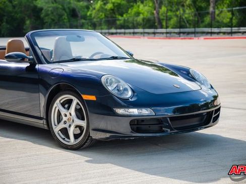 Used 2006 Porsche 911 Carrera image 30
