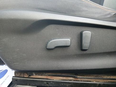 Used 2020 Subaru Crosstrek 2.0i Premium w/ Moonroof Package 2 image 16