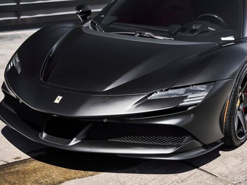 Used 2024 Ferrari SF90 Spider AWD/4WD image 7