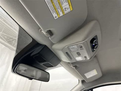 Used 2022 Ford Transit 350 XLT image 21