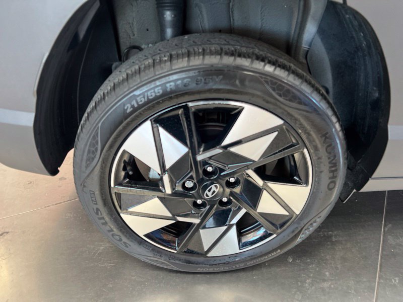Used 2024 Hyundai Kona SEL w/ Convenience Package AWD/4WD image 9