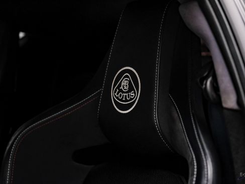 Used 2021 Lotus Evora image 39