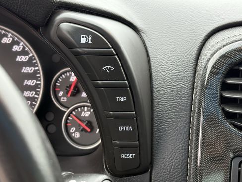 Used 2011 Chevrolet Corvette Grand Sport w/ Preferred Equipment Group image 23