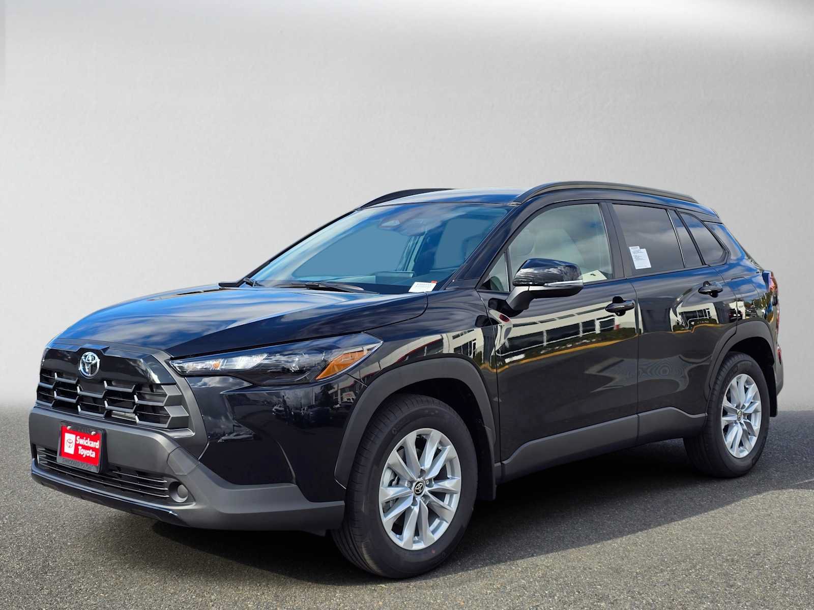 New 2026 Toyota Corolla Cross LE w/ Cold Weather Package AWD/4WD image 7