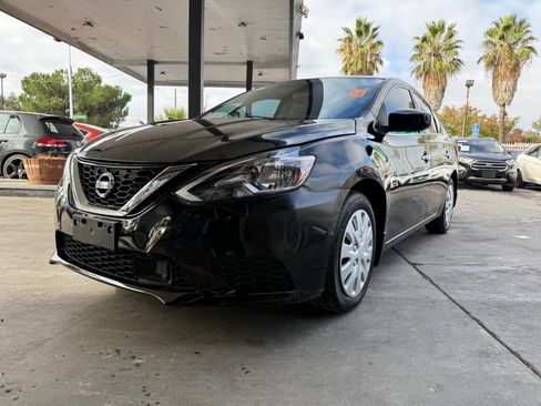 Used 2019 Nissan Sentra S image 2