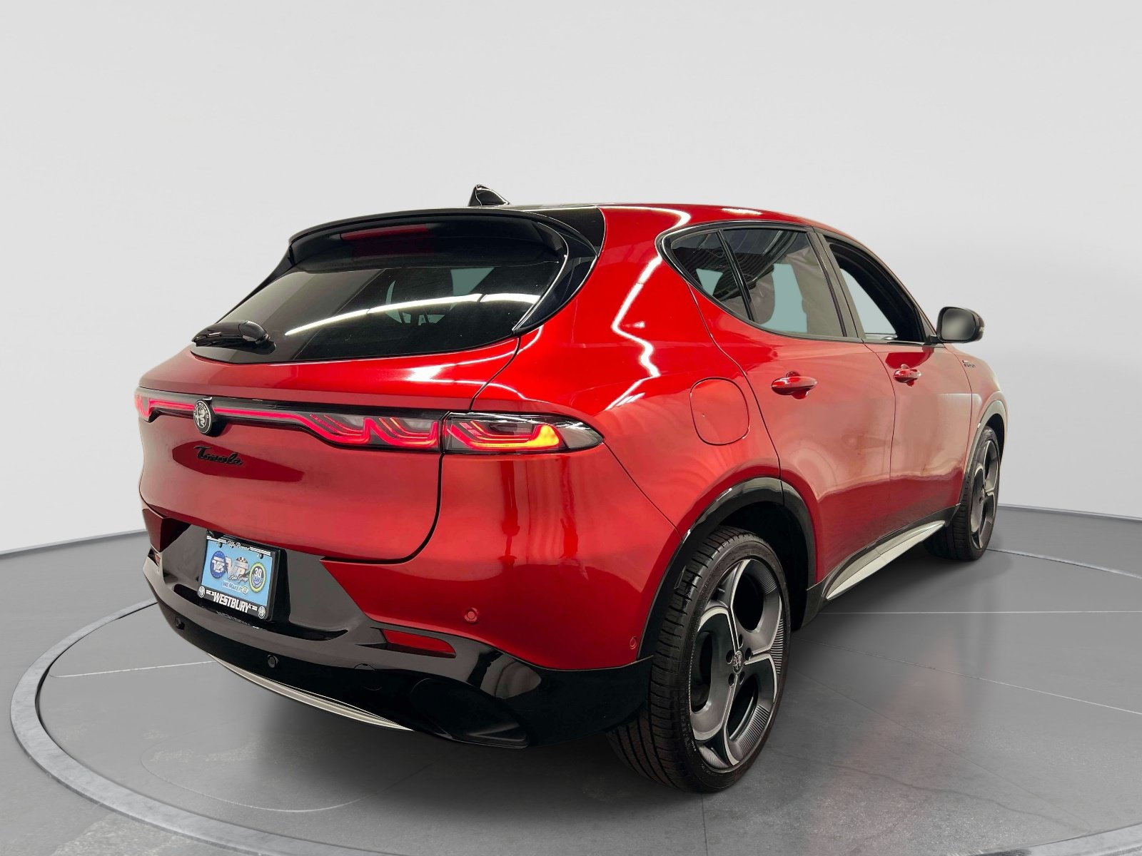 Used 2026 Alfa Romeo Tonale w/ Active Assist Package AWD/4WD image 7
