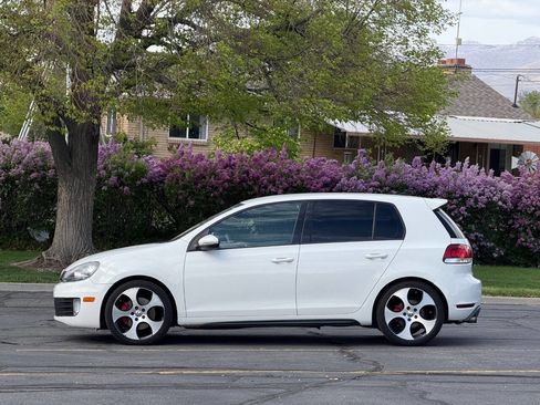 Used 2011 Volkswagen GTI 4-Door image 8