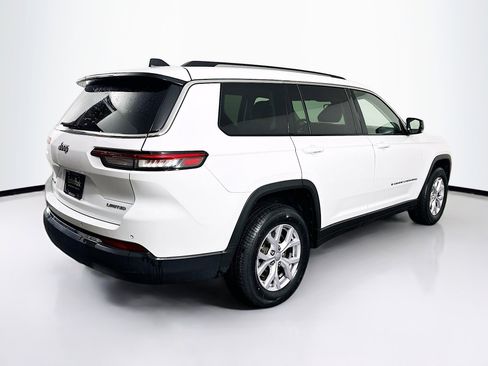 Used 2022 Jeep Grand Cherokee L Limited image 9