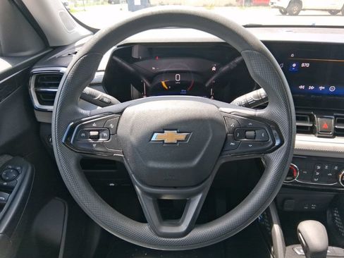 Used 2025 Chevrolet TrailBlazer LT FWD image 22