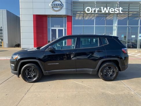 Used 2020 Jeep Compass Sport w/ Safety & Security Group image 2