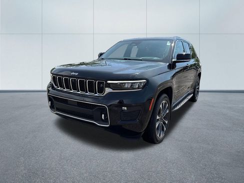 Certified 2023 Jeep Grand Cherokee Overland w/ Adv Protech Group III AWD/4WD image 2