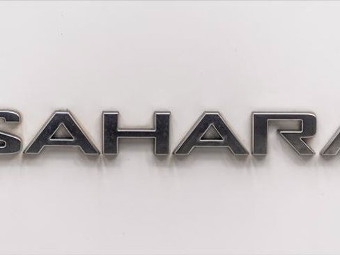 Used 2023 Jeep Wrangler Unlimited Sahara w/ Cold Weather Group AWD/4WD image 44