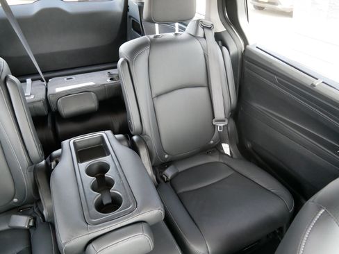 Certified 2023 Honda Odyssey EX-L image 14