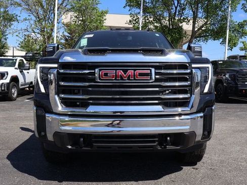 New 2026 GMC Sierra 2500 SLT w/ SLT Convenience Package AWD/4WD image 2