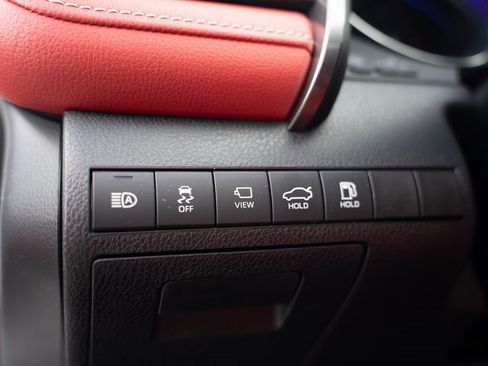 Used 2019 Toyota Camry XSE image 27