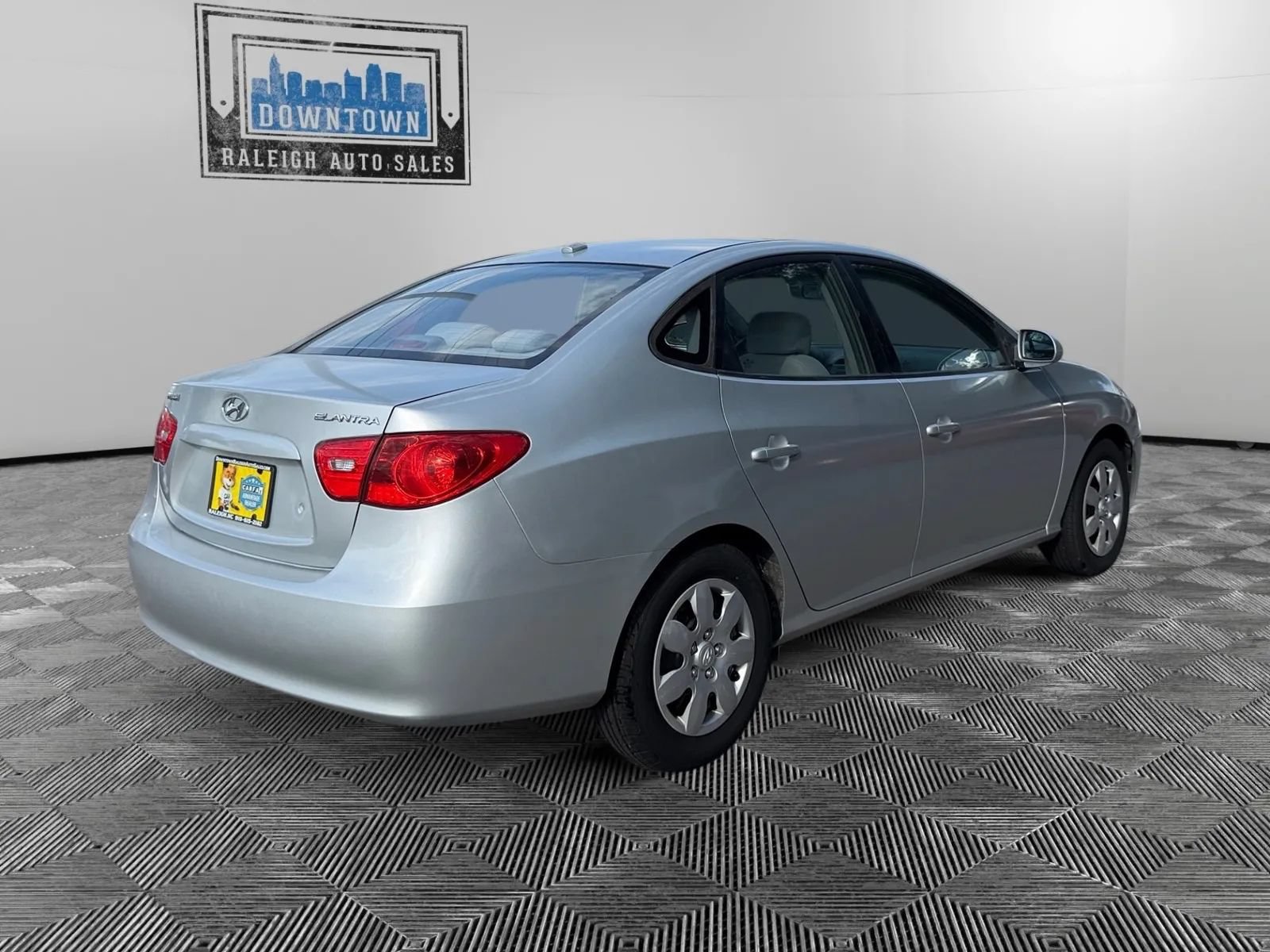 Used 2008 Hyundai Elantra SE FWD image 6