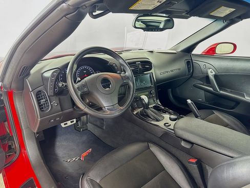 Used 2013 Chevrolet Corvette Grand Sport w/ 3LT Preferred Equipment Group RWD image 3