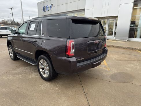 Used 2015 GMC Yukon SLE w/ Convenience Package image 3
