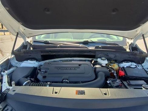 Certified 2021 Buick Envision Avenir image 45