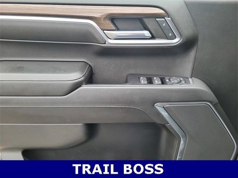 Used 2022 Chevrolet Silverado 1500 LT Trail Boss w/ Protection Package image 19