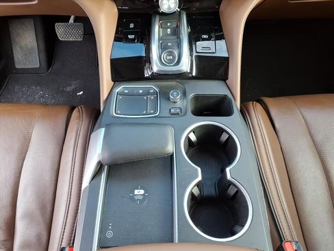 Used 2023 Acura MDX SH-AWD w/ Advance Package image 25