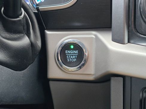 Used 2021 Ford F150 XLT w/ Equipment Group 302A High image 27