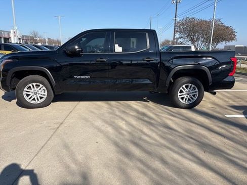 Used 2024 Toyota Tundra SR5 image 6