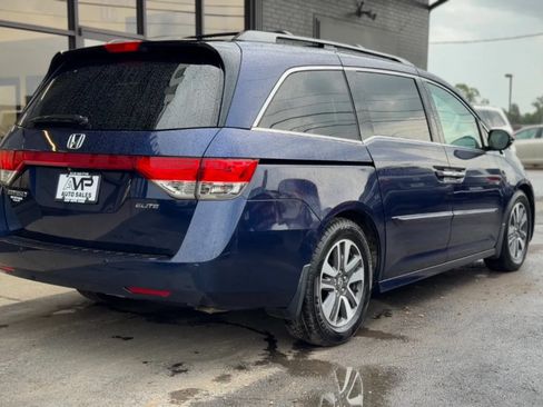 Used 2016 Honda Odyssey Touring image 2