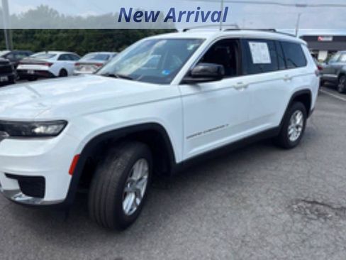 Used 2021 Jeep Grand Cherokee L Laredo w/ Luxury Tech Group I AWD/4WD image 10