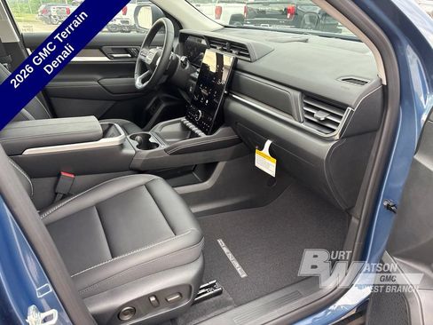 New 2026 GMC Terrain Denali w/ LPO, Black Badging Package AWD/4WD image 9