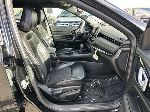 Used 2023 Jeep Compass Altitude image 26