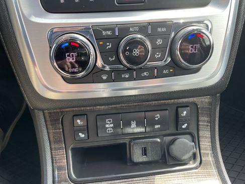 Used 2017 GMC Acadia Limited SLT AWD/4WD image 22