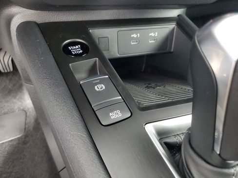 New 2026 Nissan Kicks SV image 18