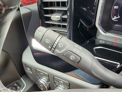 New 2026 GMC Sierra 1500 Elevation image 23