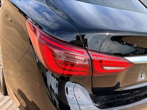 Used 2018 INFINITI Q50 Luxe w/ Sensory Package (Luxe) RWD image 29