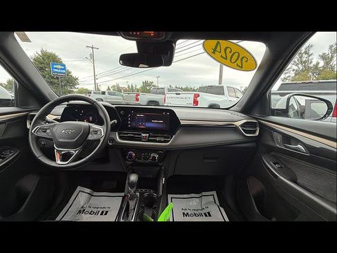 Used 2024 Chevrolet TrailBlazer ACTIV AWD/4WD image 17
